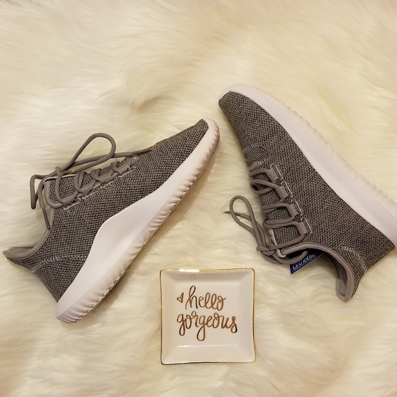 adidas Tubular Shadow in Women - Picture 5 of 8